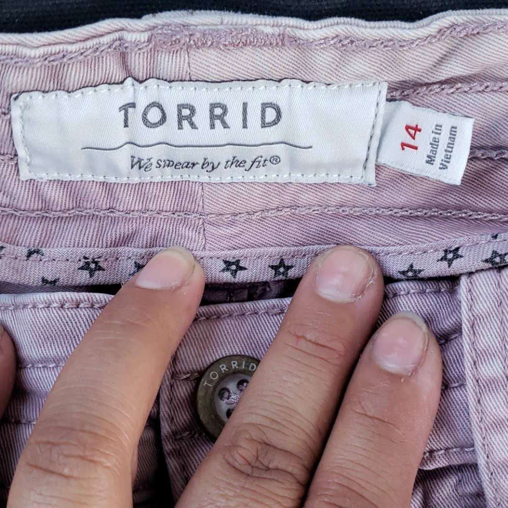 Pants - Picture 2 of 4